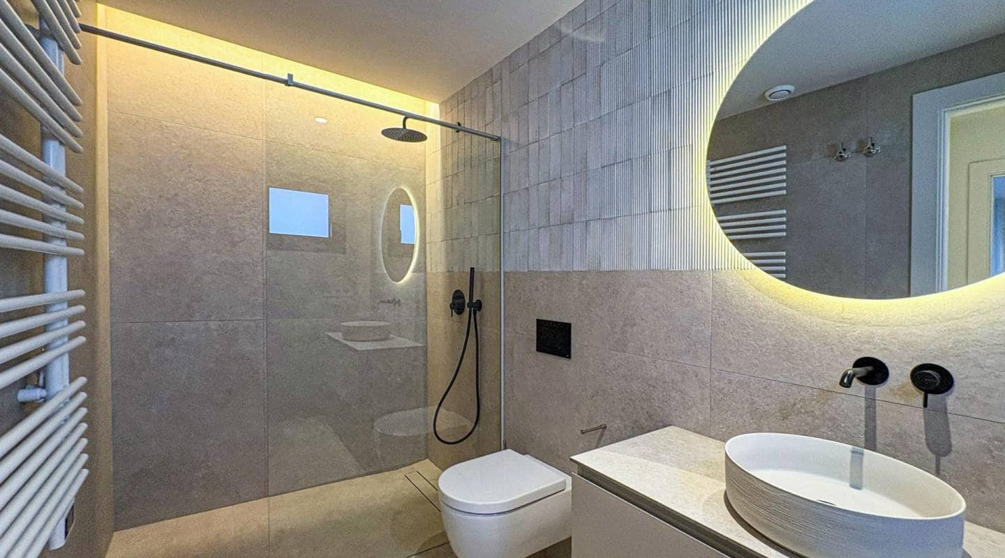 Chalet de 5 habitaciones en Ciudad Quesada en venta con piscina - 699.750 € (Ref: 9357256)