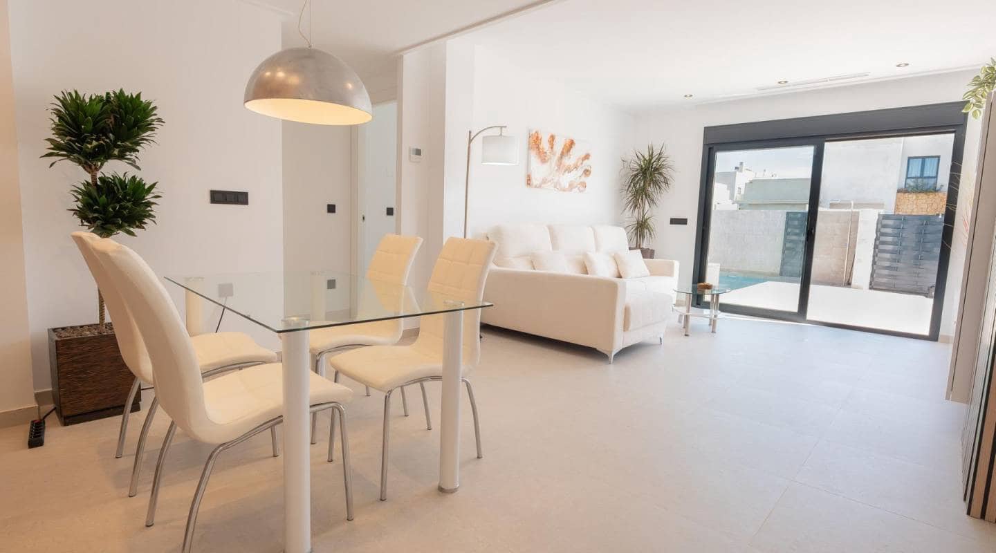 3 soveværelse Villa til salg i San Fulgencio med swimmingpool - € 397.500 (Ref: 9357482)