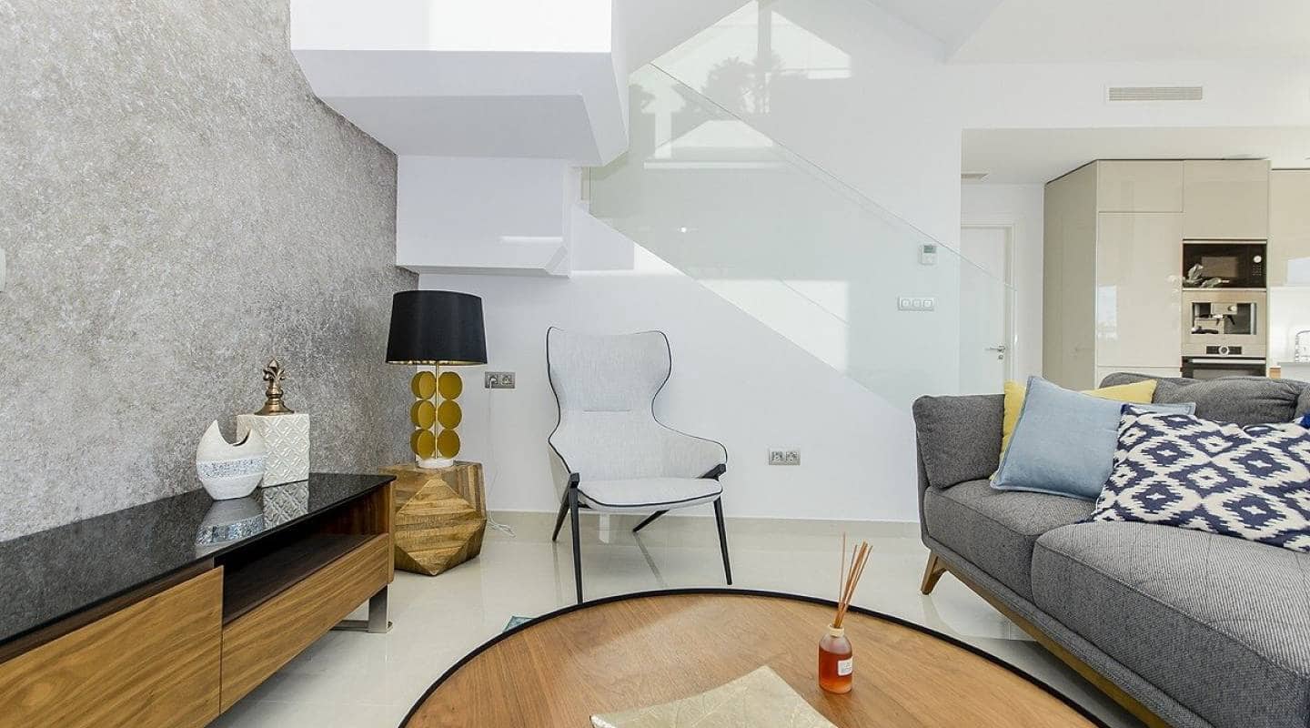 3 Zimmer Villa zu verkaufen in Los Montesinos mit Pool - 485.000 € (Ref: 9357484)