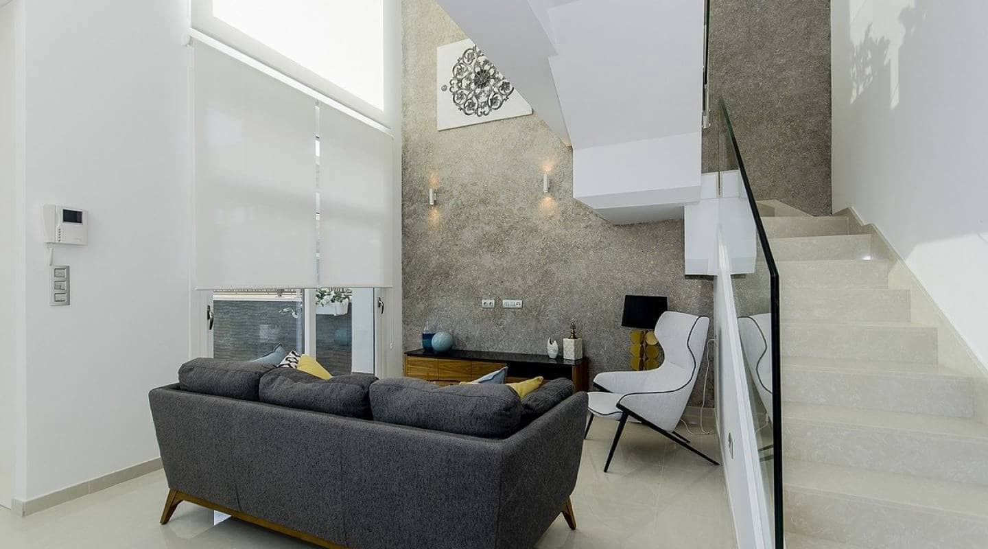 3 Zimmer Villa zu verkaufen in Los Montesinos mit Pool - 485.000 € (Ref: 9357484)