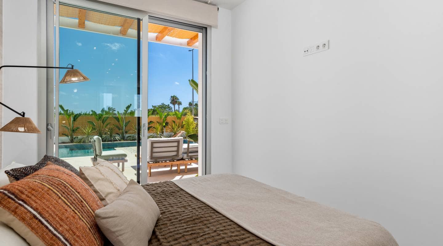 3 bedroom Villa for sale in Benijofar with pool garage - € 539,900 (Ref: 9363004)