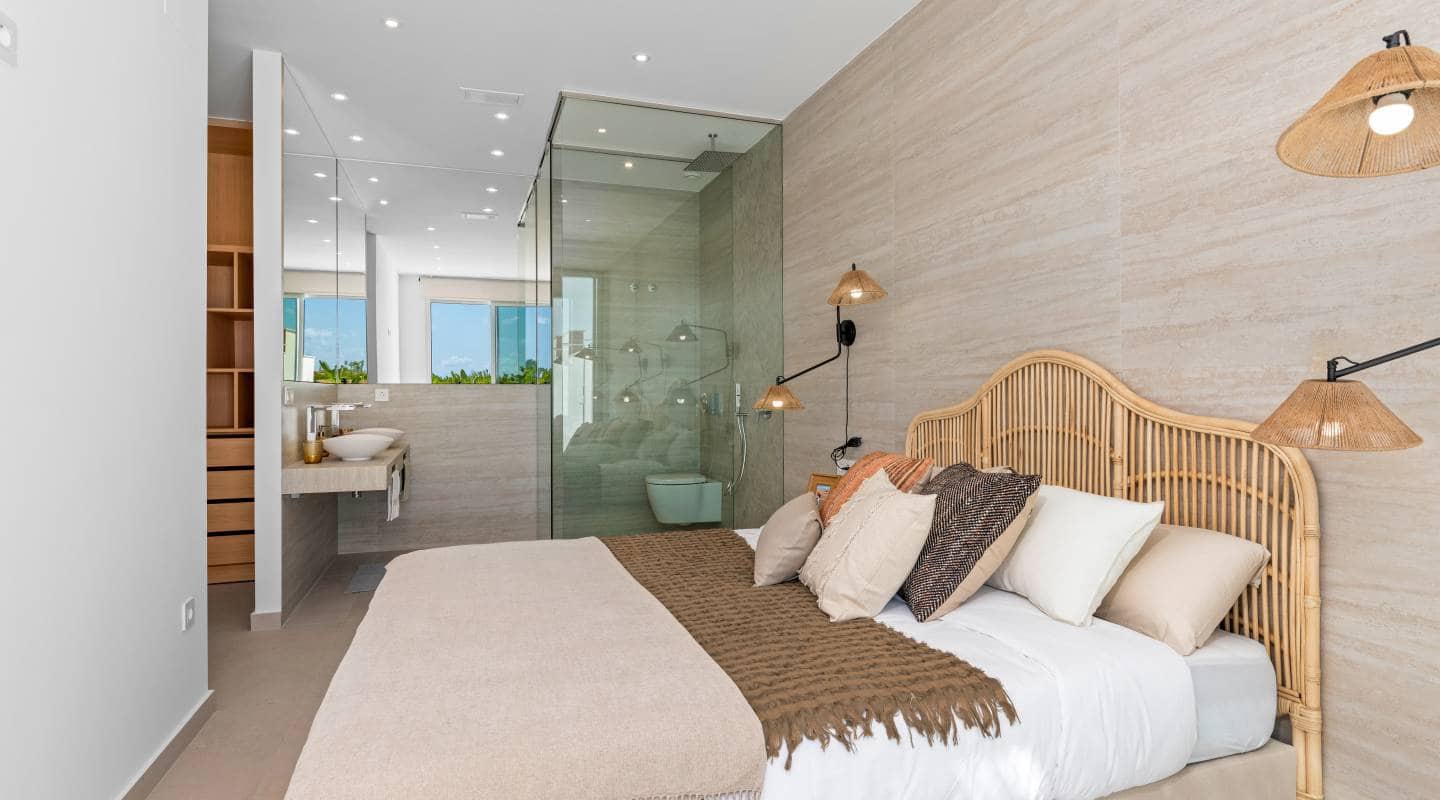 3 bedroom Villa for sale in Benijofar with pool garage - € 539,900 (Ref: 9363004)