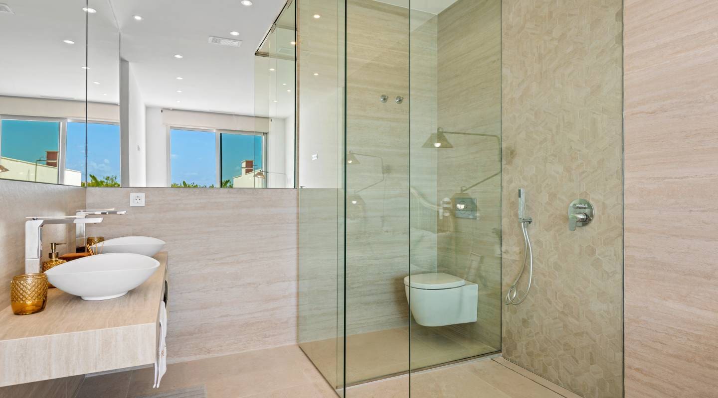 3 bedroom Villa for sale in Benijofar with pool garage - € 539,900 (Ref: 9363004)