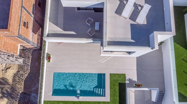 Chalet de 3 habitaciones en Rojales en venta con piscina - 549.000 € (Ref: 9453518)