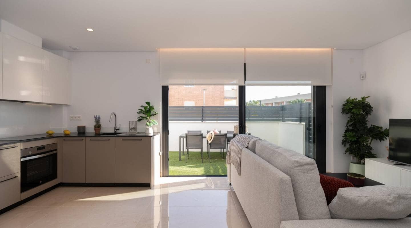 3 bedroom Villa for sale in La Marina with pool - € 459,000 (Ref: 9462773)