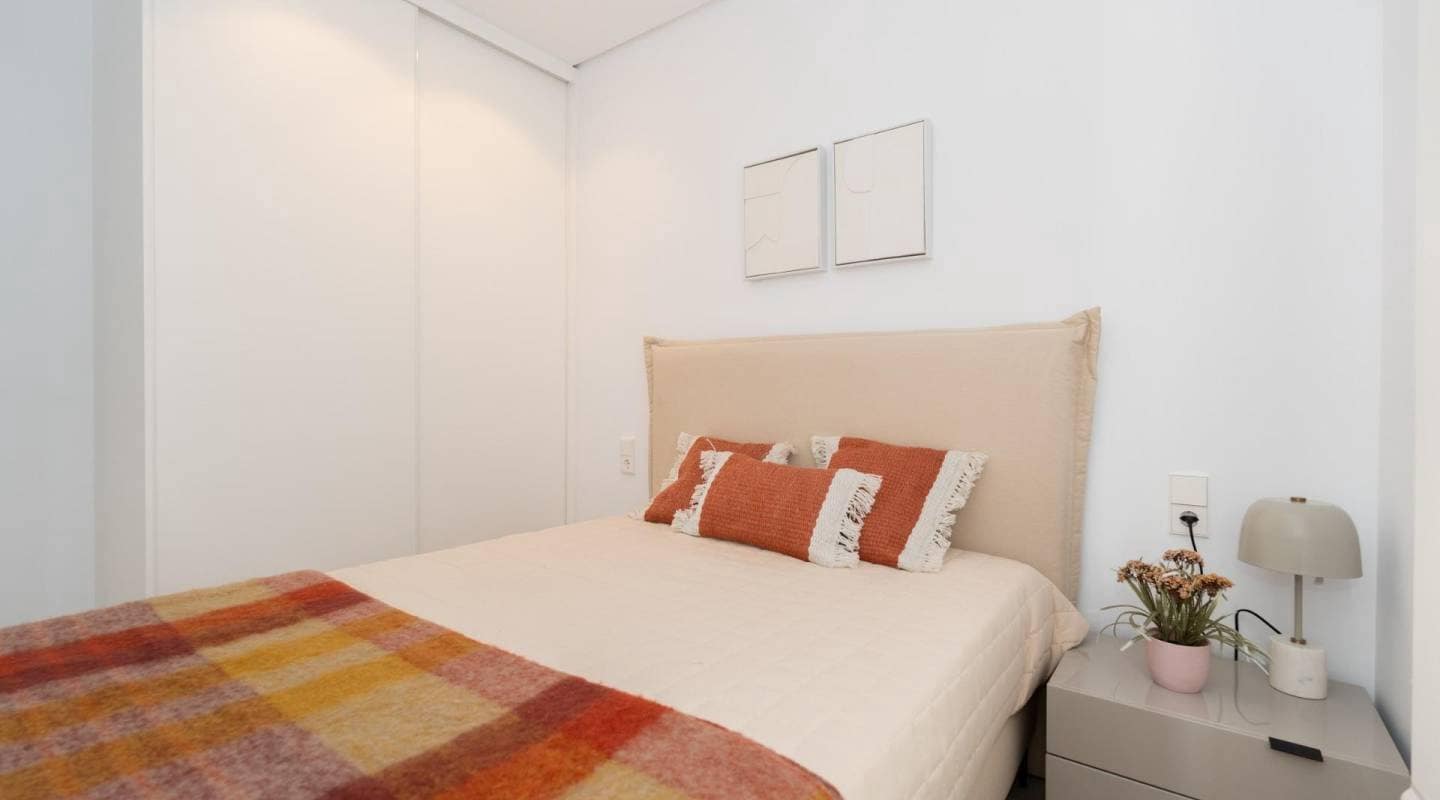 3 bedroom Villa for sale in La Marina with pool - € 459,000 (Ref: 9462773)