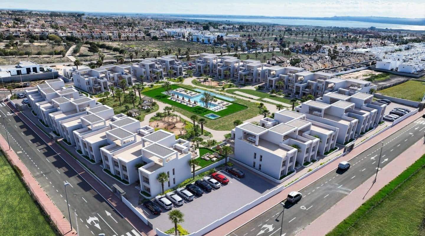 3 bedroom Bungalow for sale in Ciudad Quesada with pool - € 361,000 (Ref: 9484051)