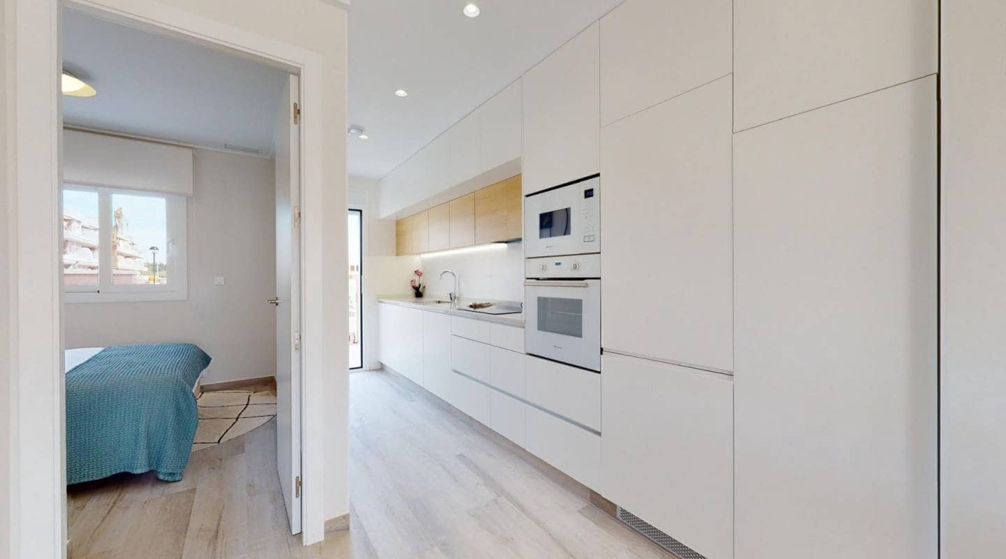 Chalet de 3 habitaciones en Pilar de la Horadada en venta con piscina - 349.900 € (Ref: 9528048)