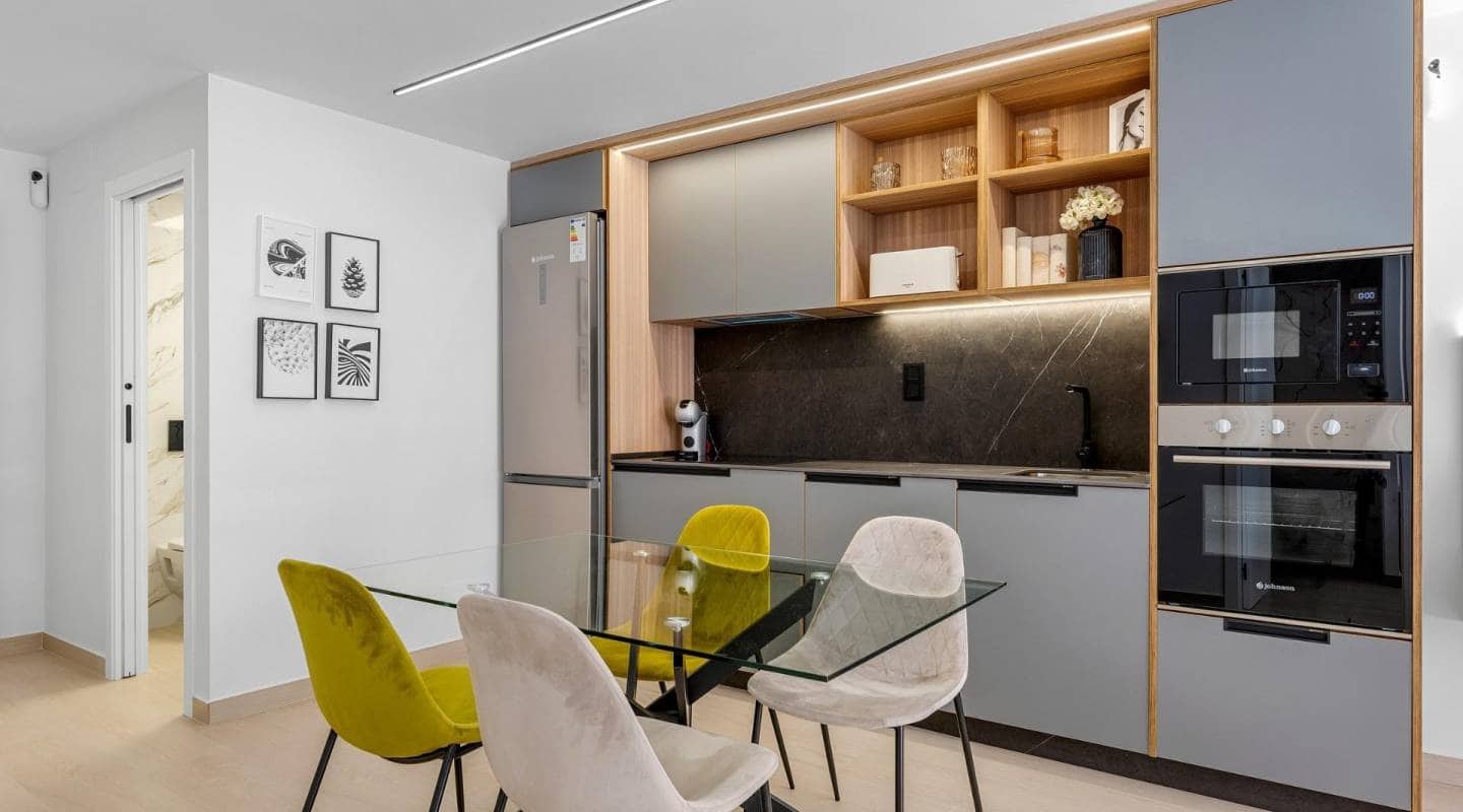 3 makuuhuone Kattohuoneisto myytävänä paikassa El Raso mukana uima-altaan - 251 000 € (Ref: 9584608)