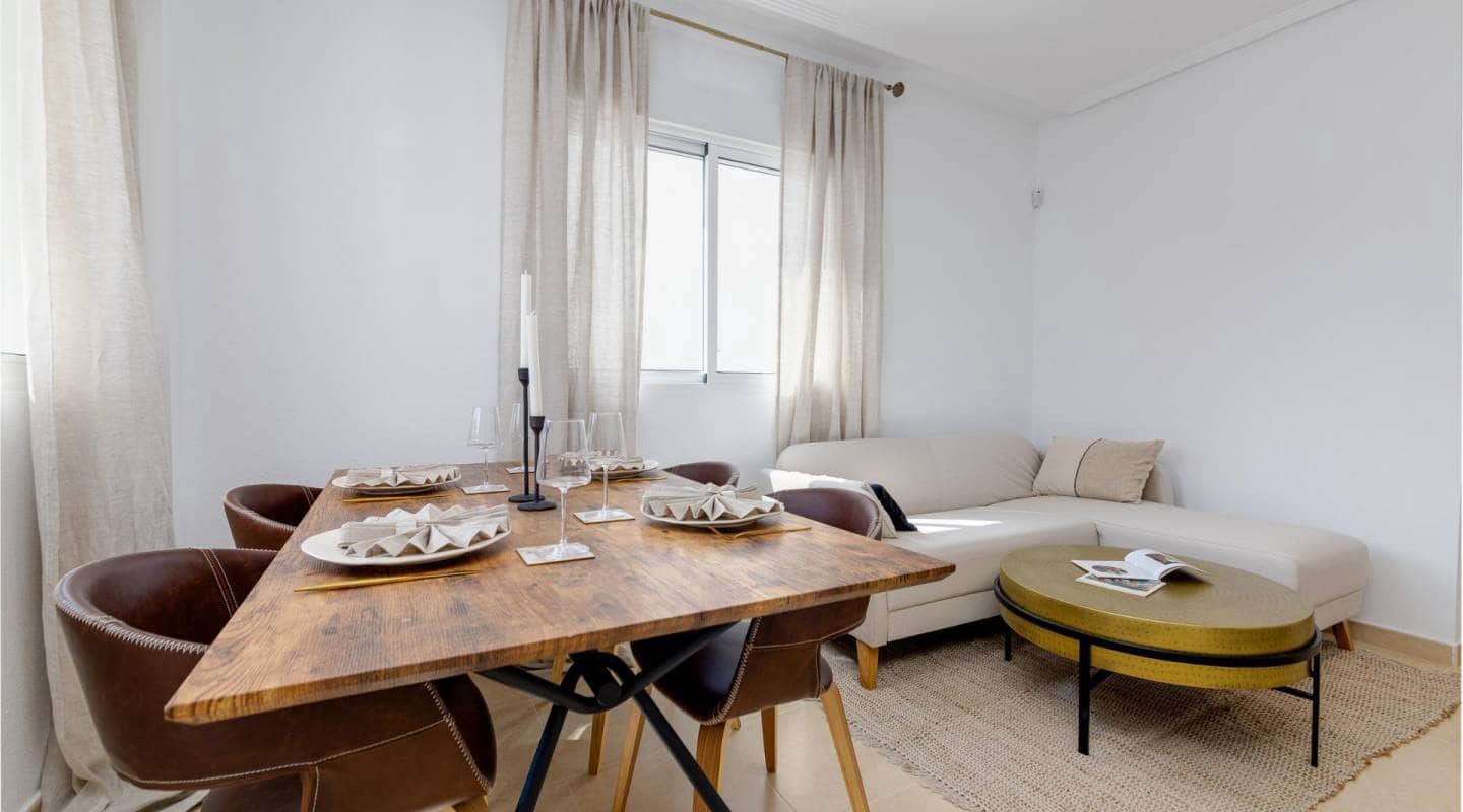 2 bedroom Villa for sale in San Fulgencio with pool - € 280,000 (Ref: 9611872)