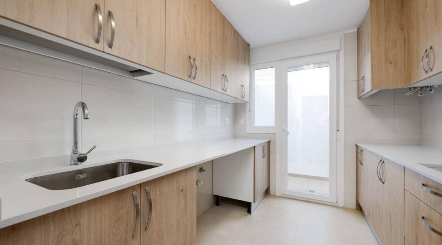 2 bedroom Villa for sale in San Fulgencio with pool - € 280,000 (Ref: 9611872)