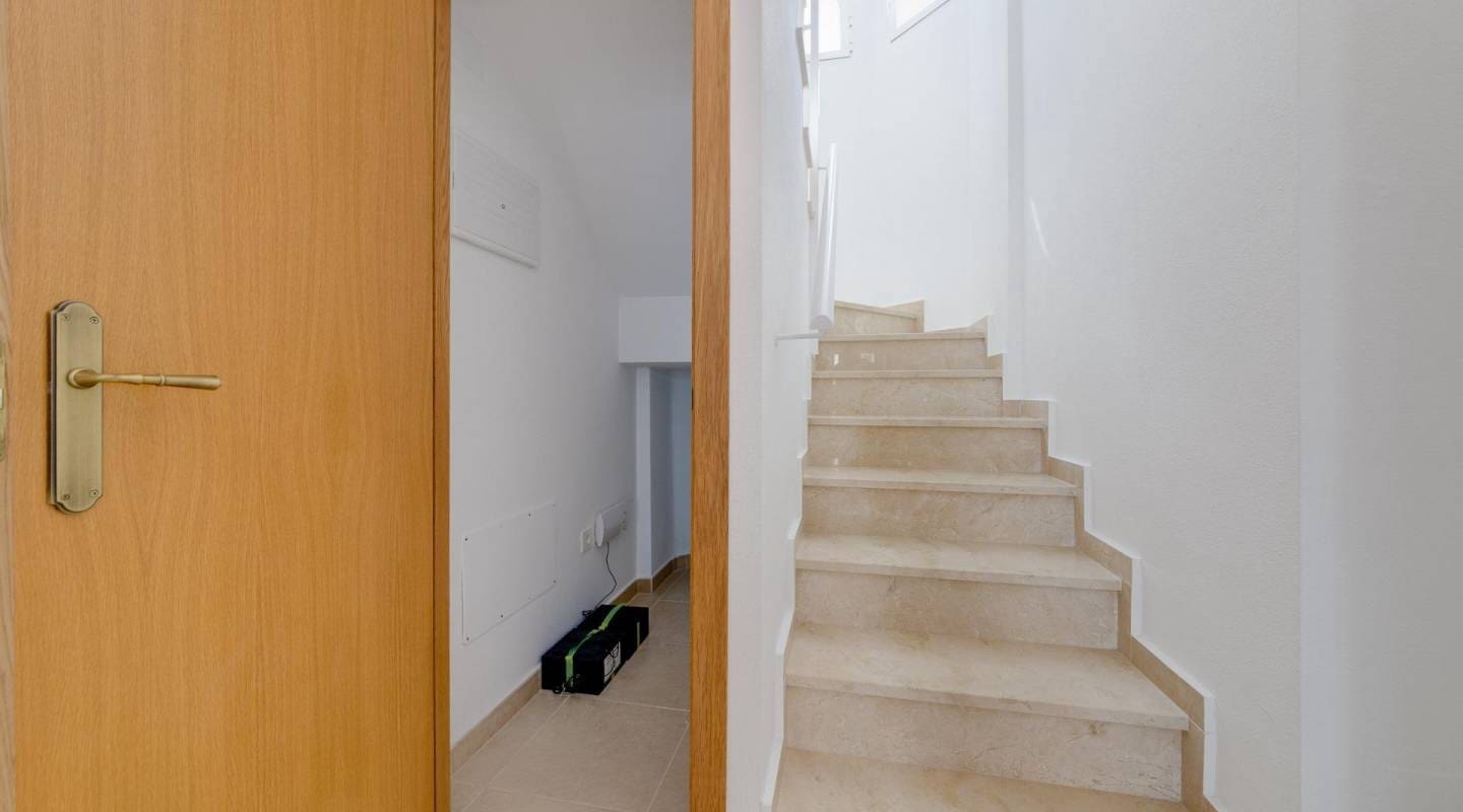 2 bedroom Villa for sale in San Fulgencio with pool - € 280,000 (Ref: 9611872)