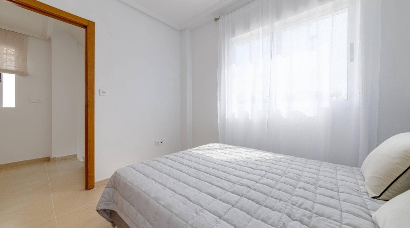 2 bedroom Villa for sale in San Fulgencio with pool - € 280,000 (Ref: 9611872)