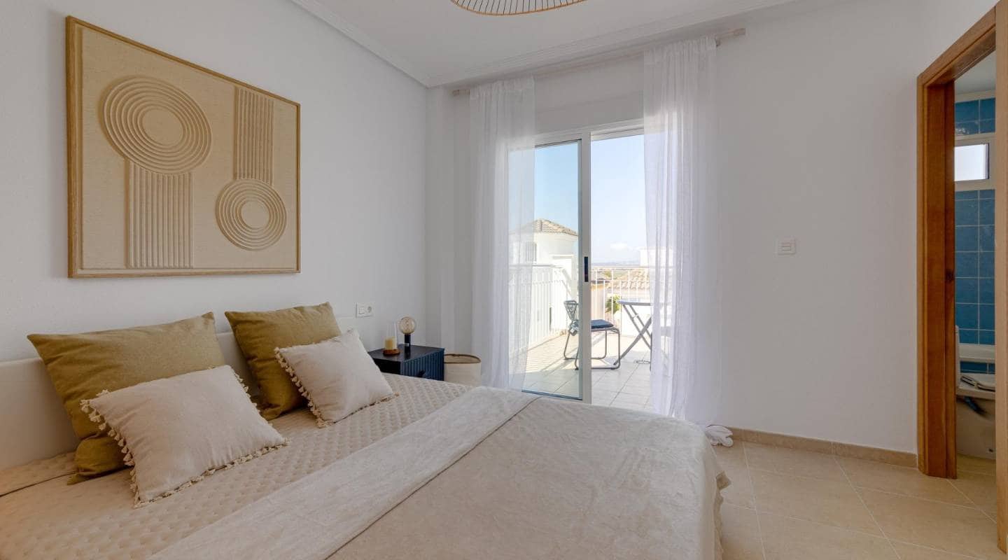 2 bedroom Villa for sale in San Fulgencio with pool - € 280,000 (Ref: 9611872)