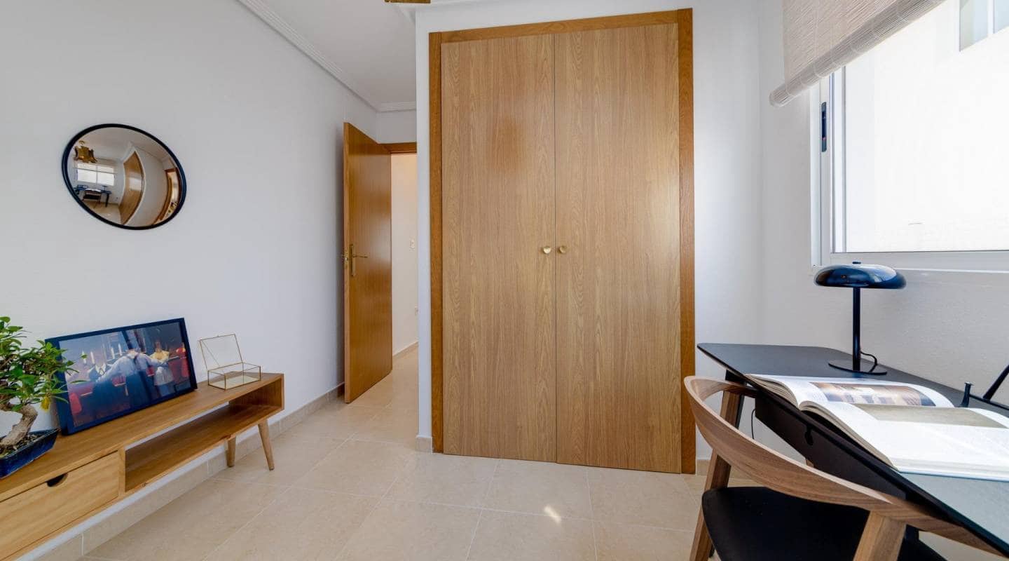 2 bedroom Villa for sale in San Fulgencio with pool - € 280,000 (Ref: 9611872)