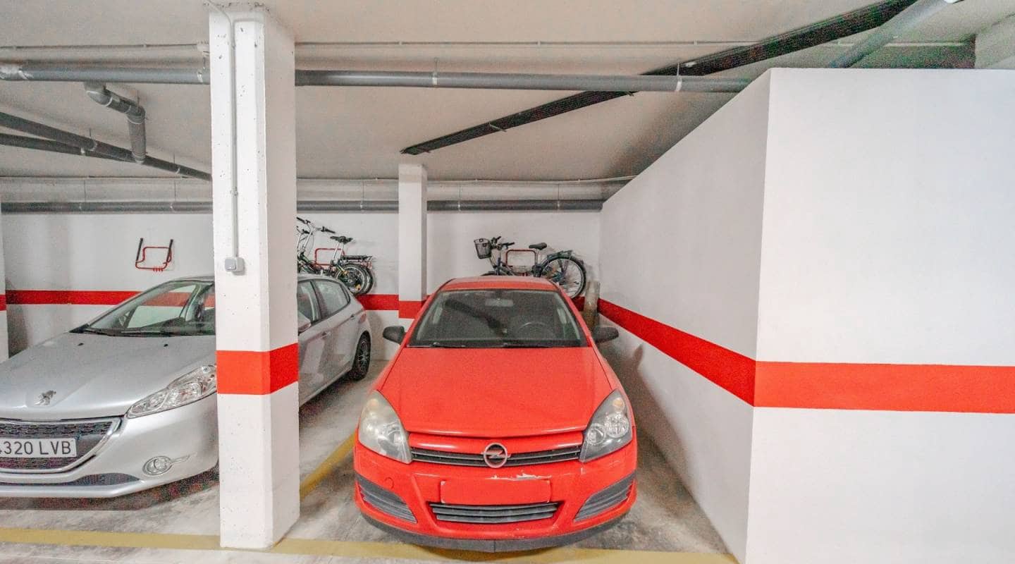 2 quarto Penthouse para venda em El Raso com piscina garagem - 279 950 € (Ref: 9739117)