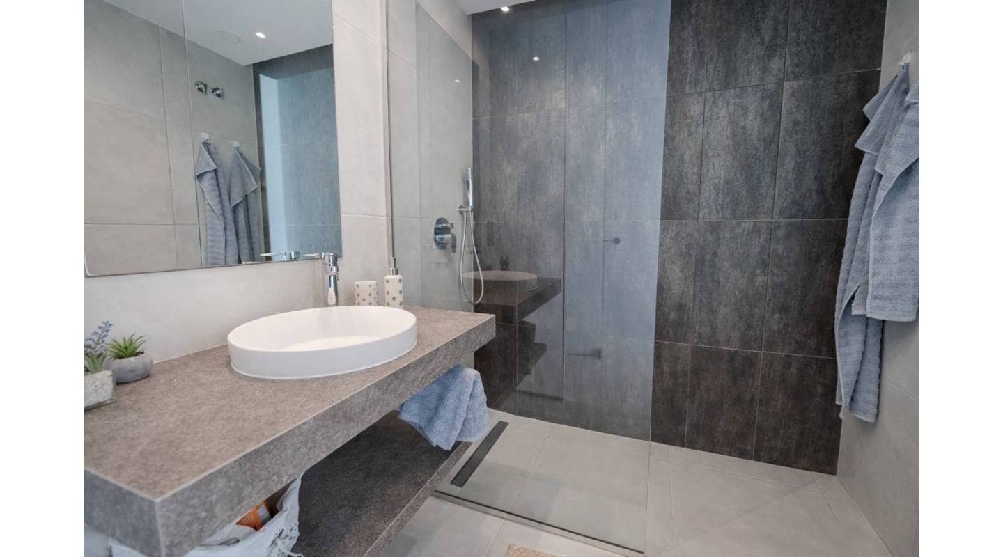 2 quarto Penthouse para venda em El Raso com piscina garagem - 279 950 € (Ref: 9739117)