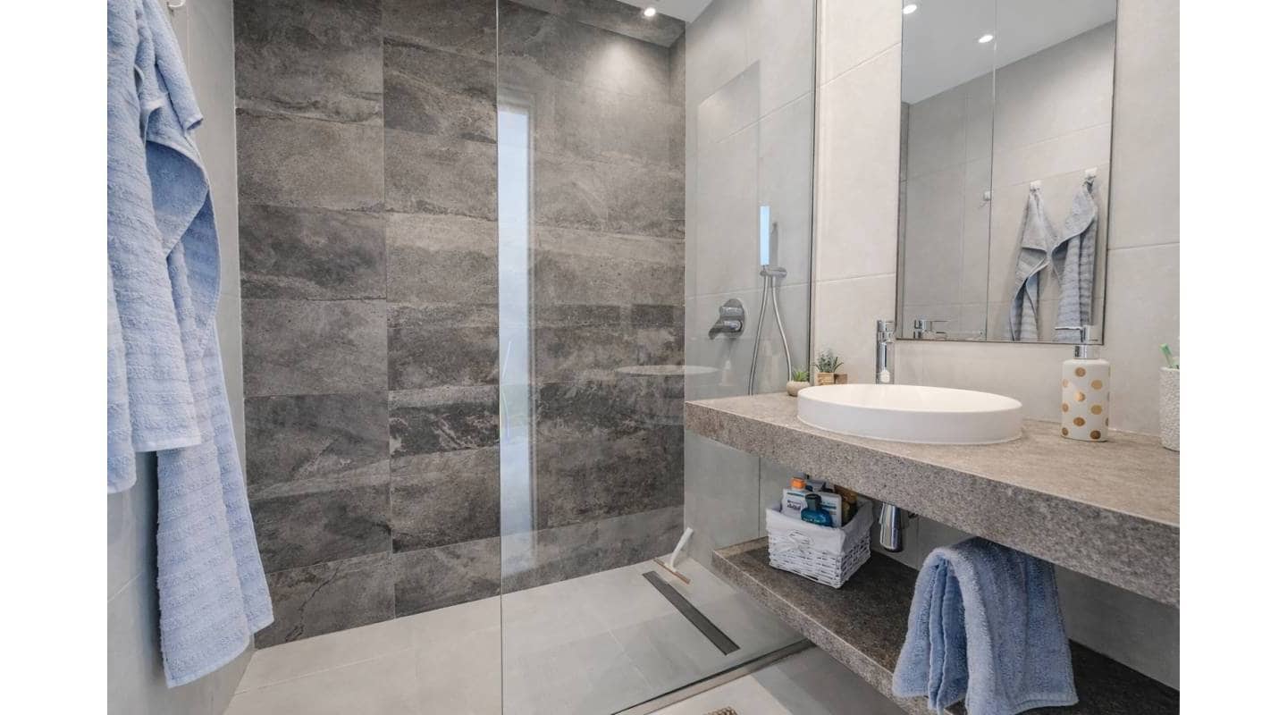 2 quarto Penthouse para venda em El Raso com piscina garagem - 279 950 € (Ref: 9739117)