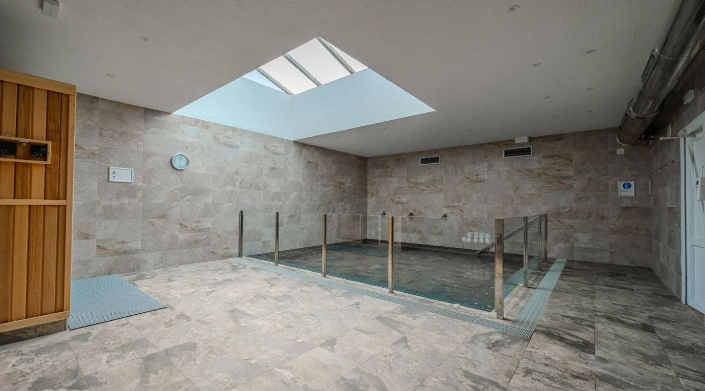 2 quarto Penthouse para venda em El Raso com piscina garagem - 279 950 € (Ref: 9739117)