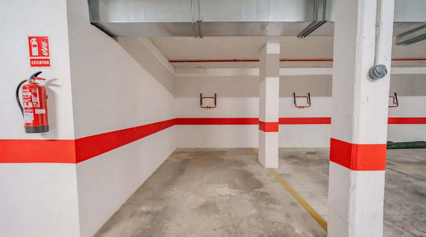 2 quarto Penthouse para venda em El Raso com piscina garagem - 279 950 € (Ref: 9739117)