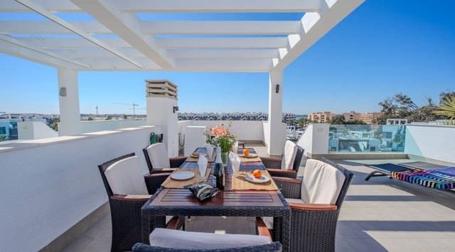 2 chambre Penthouse à vendre à El Raso, Guardamar del Segura avec piscine garage - 279 950 € (Ref: 9739117)