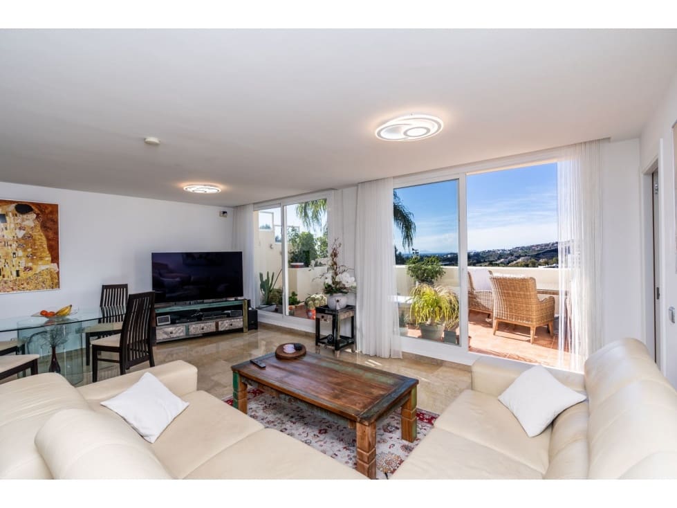 3 chambre Appartement à vendre à Benahavis avec piscine garage - 499 900 € (Ref: 10078957)