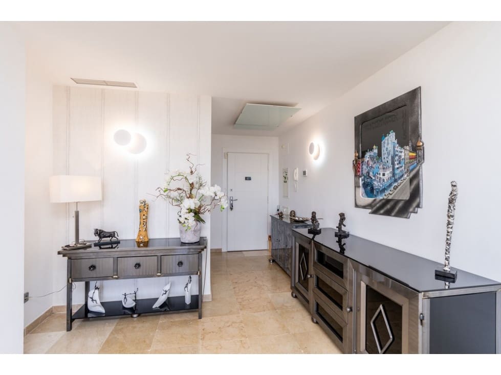 3 chambre Appartement à vendre à Benahavis avec piscine garage - 499 900 € (Ref: 10078957)