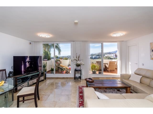 3 chambre Appartement à vendre à Benahavís avec piscine garage - 499 900 € (Ref: 10078957)