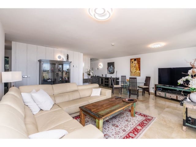 3 chambre Appartement à vendre à Benahavís avec piscine garage - 499 900 € (Ref: 10078957)