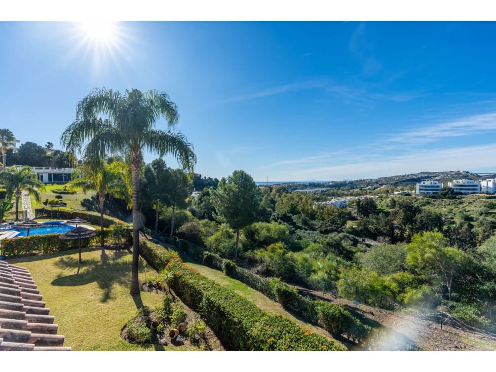 3 chambre Appartement à vendre à Benahavis avec piscine garage - 499 900 € (Ref: 10078957)