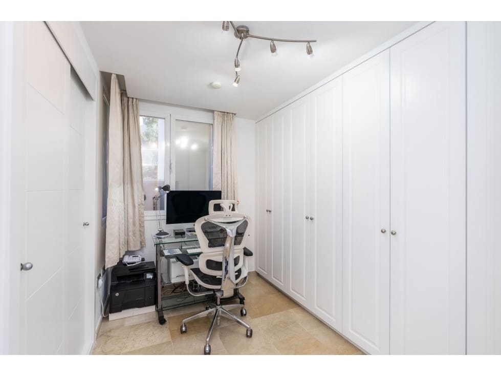3 chambre Appartement à vendre à Benahavis avec piscine garage - 499 900 € (Ref: 10078957)