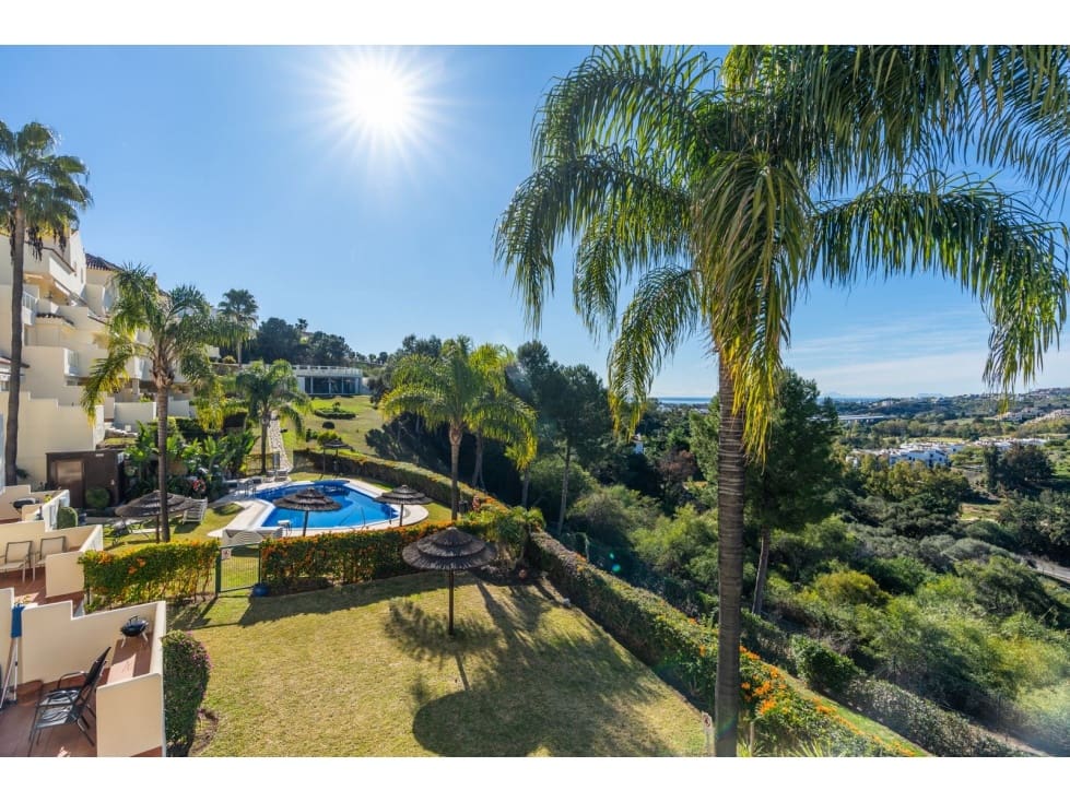 3 chambre Appartement à vendre à Benahavis avec piscine garage - 499 900 € (Ref: 10078957)
