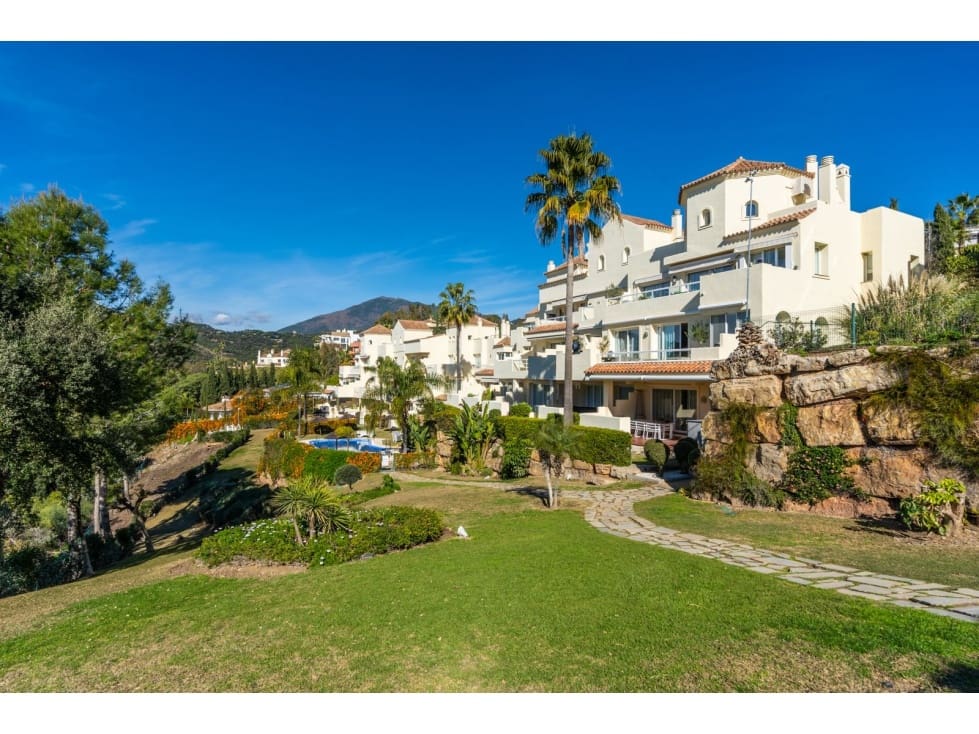 3 chambre Appartement à vendre à Benahavis avec piscine garage - 499 900 € (Ref: 10078957)