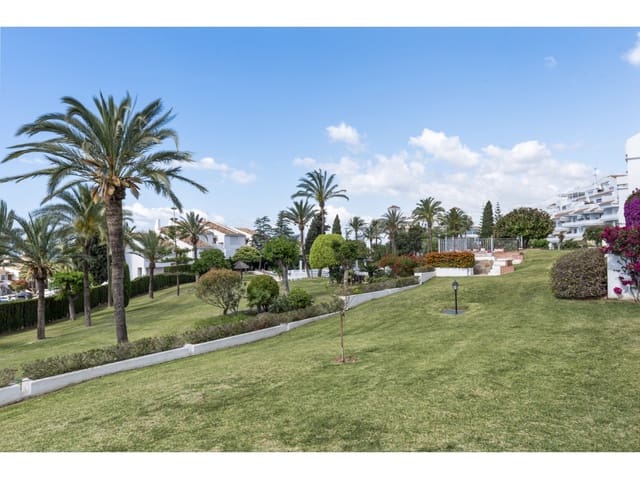 3 sovrum Lägenhet till salu i Puerto Banus, Marbella med pool garage - 875 000 € (Ref: 10078958)