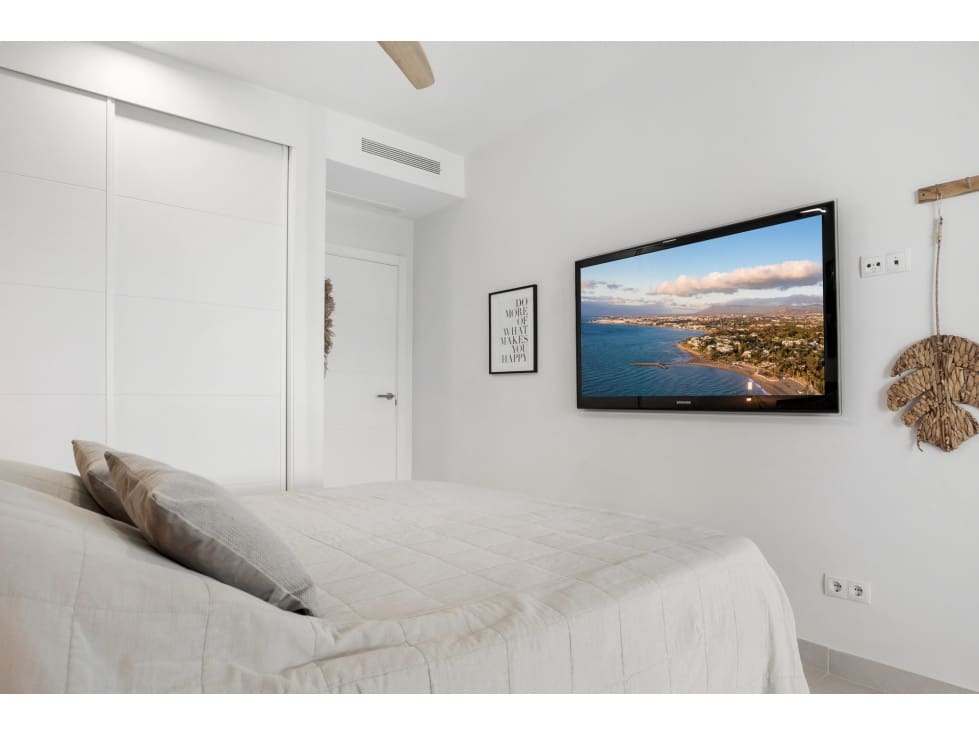 2 sovrum Lägenhet till salu i Estepona med pool garage - 495 000 € (Ref: 10078962)