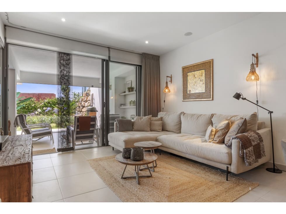 2 sovrum Lägenhet till salu i Estepona med pool garage - 495 000 € (Ref: 10078962)