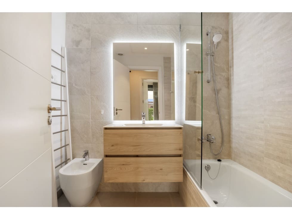 2 sovrum Lägenhet till salu i Estepona med pool garage - 495 000 € (Ref: 10078962)
