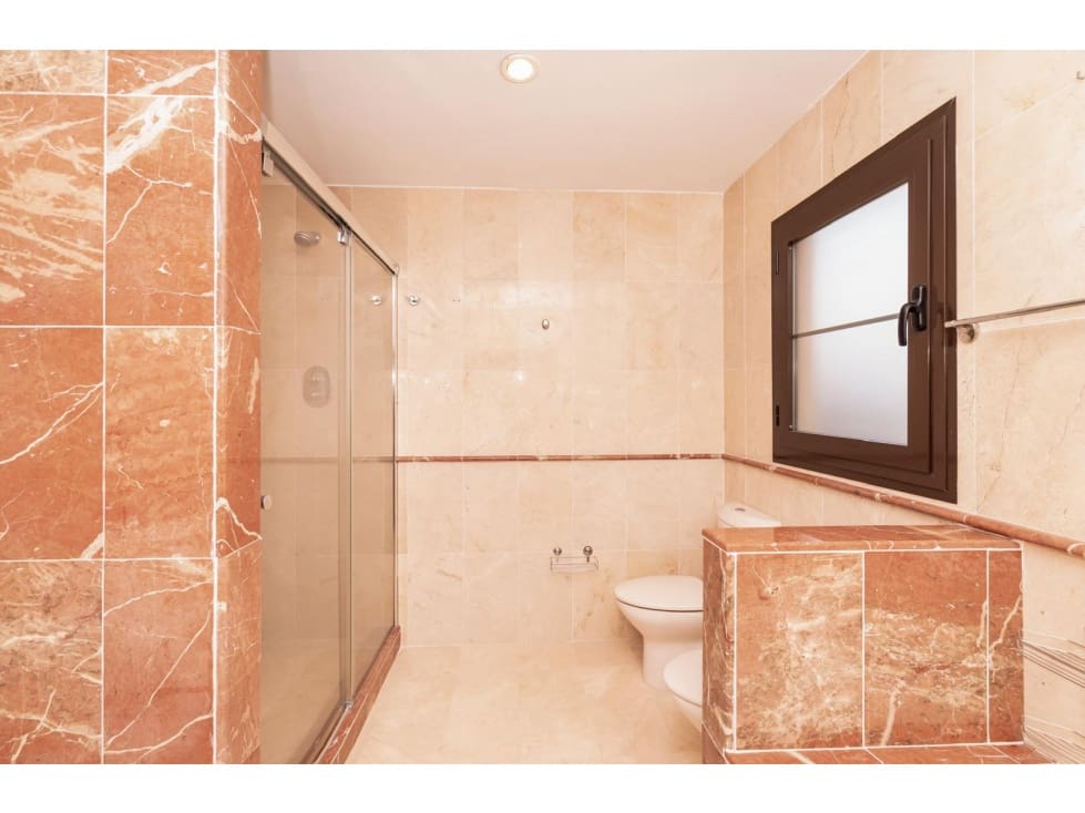 4 sovrum Lägenhet till salu i Atalaya-Isdabe med pool garage - 790 000 € (Ref: 10078964)