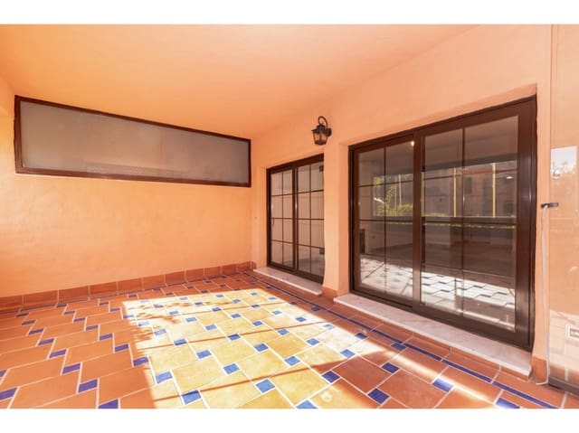 4 makuuhuone Huoneisto myytävänä paikassa Atalaya-Isdabe, Estepona mukana uima-altaan 
autotalli - 790 000 € (Ref: 10078964)
