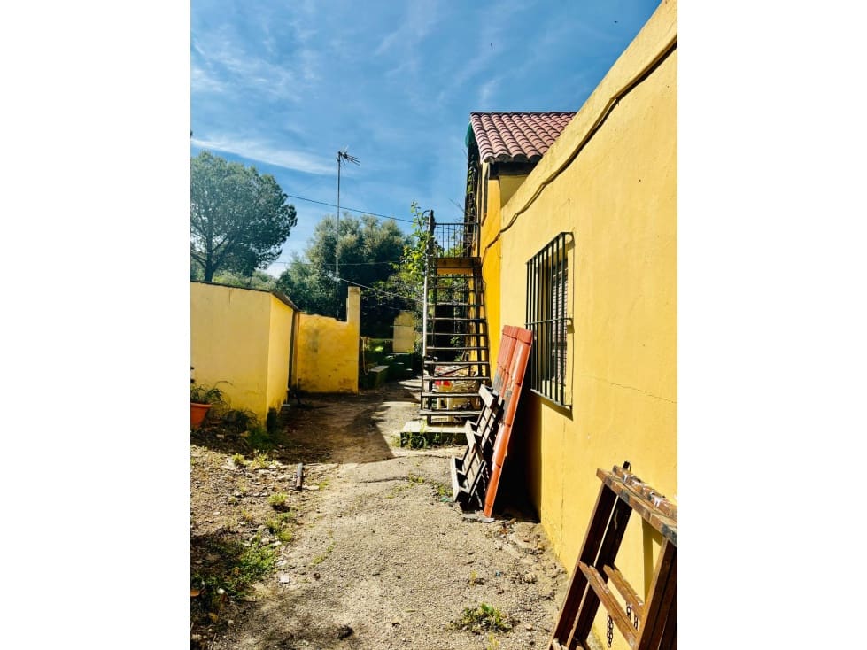 Mark till salu i Estepona - 1 800 000 € (Ref: 10078965)