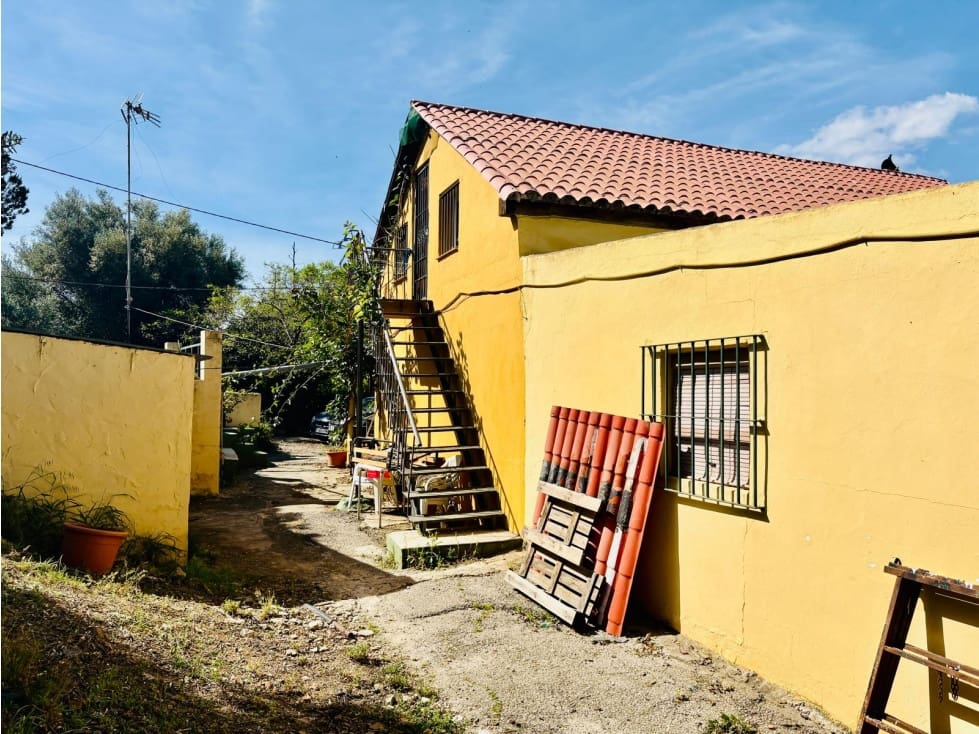 Mark till salu i Estepona - 1 800 000 € (Ref: 10078965)