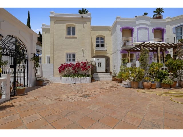 3 bedroom Terraced Villa for sale in Benahavís with pool - € 550,000 (Ref: 10078966)