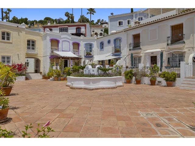 3 bedroom Terraced Villa for sale in Benahavís with pool - € 550,000 (Ref: 10078966)