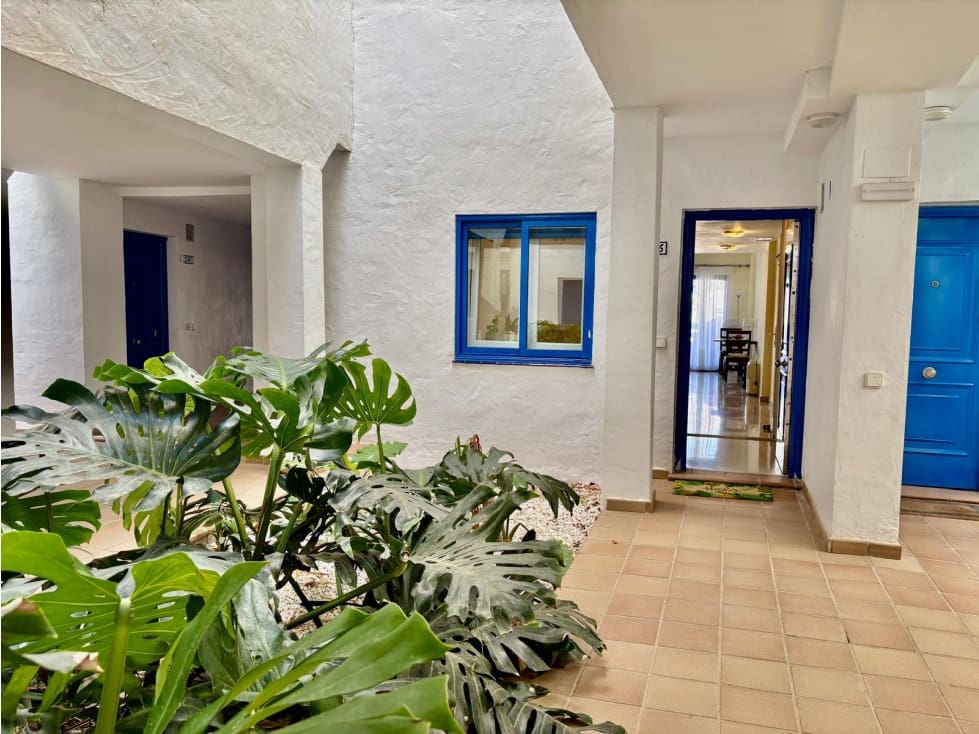 Appartement de 1 chambre à louer à Manilva avec piscine garage - 1 050 € (Ref: 10086745)