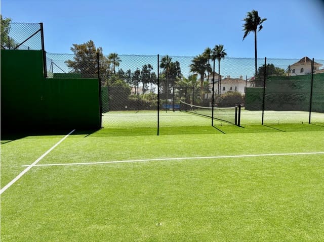 Appartement de 1 chambre à louer à La Duquesa / Puerto de la Duquesa, Manilva - 1 050 € (Ref: 10086745)