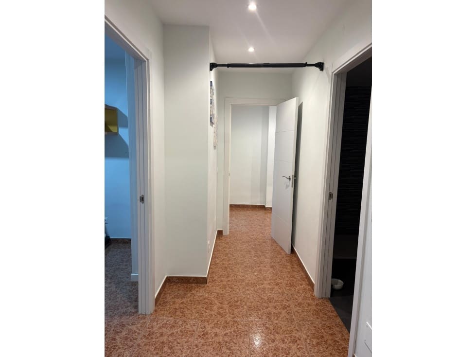 3 slaapkamer Appartement te huur in Manilva met garage - € 1.200 (Ref: 10156941)