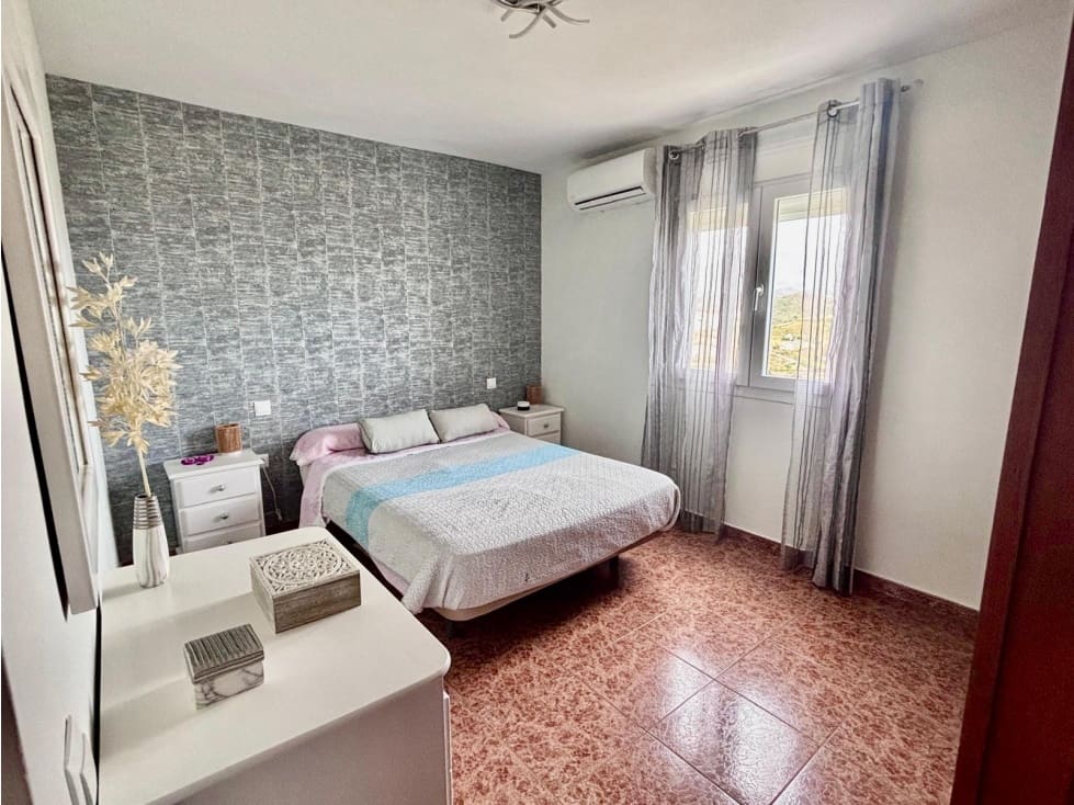 3 slaapkamer Appartement te huur in Manilva met garage - € 1.200 (Ref: 10156941)