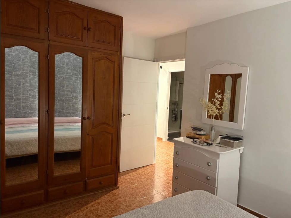 3 slaapkamer Appartement te huur in Manilva met garage - € 1.200 (Ref: 10156941)