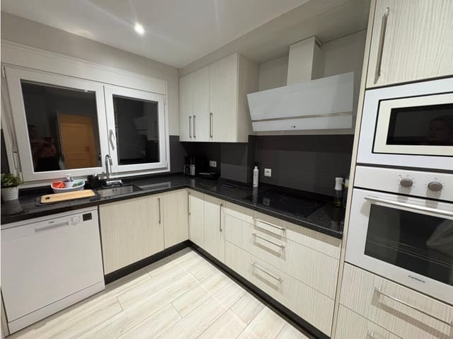 3 bedroom Apartment for rent in Manilva with garage - € 1,200 (Ref: 10156941)