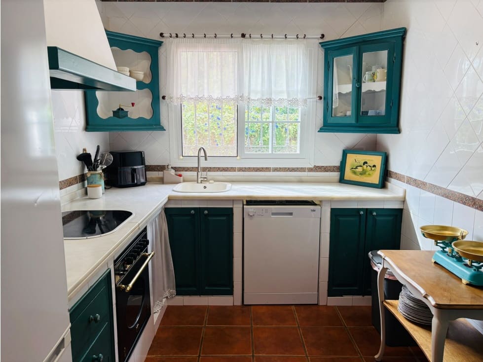 2 sovrum Finca/Hus på landet att hyra i Casares med pool - 2 500 € (Ref: 10156942)